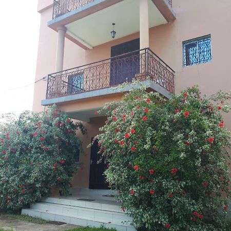 Hotel Lobe Kribi Bagian luar foto